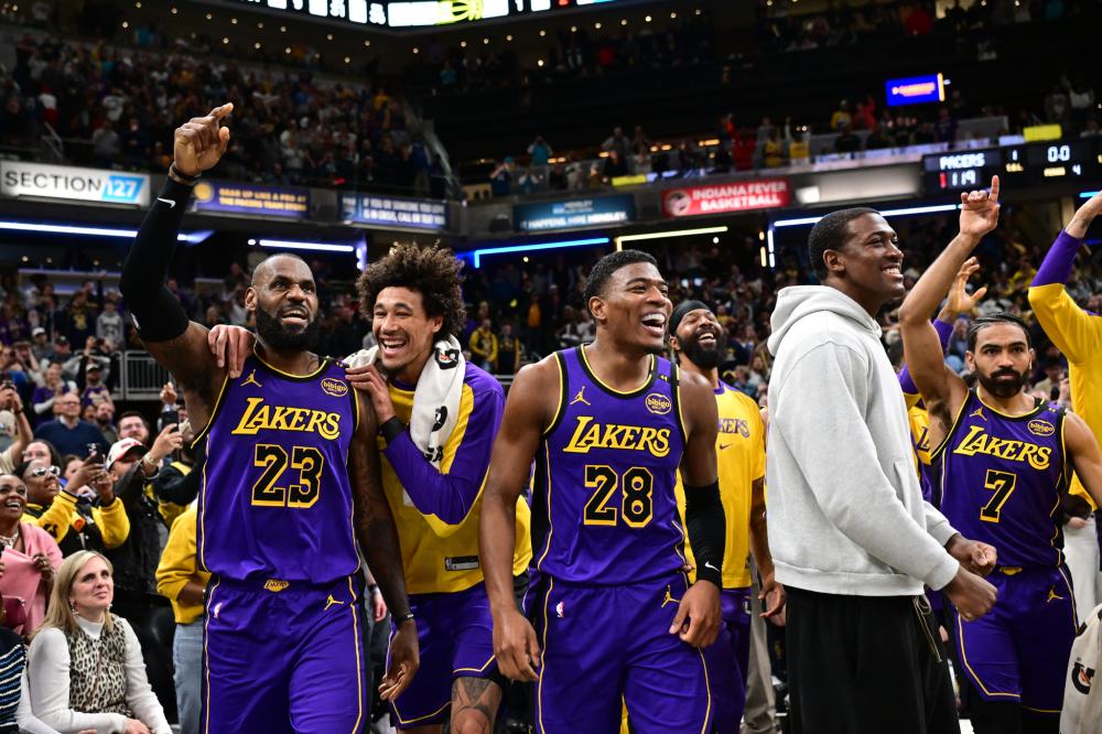 队的四冠控 队的四冠控