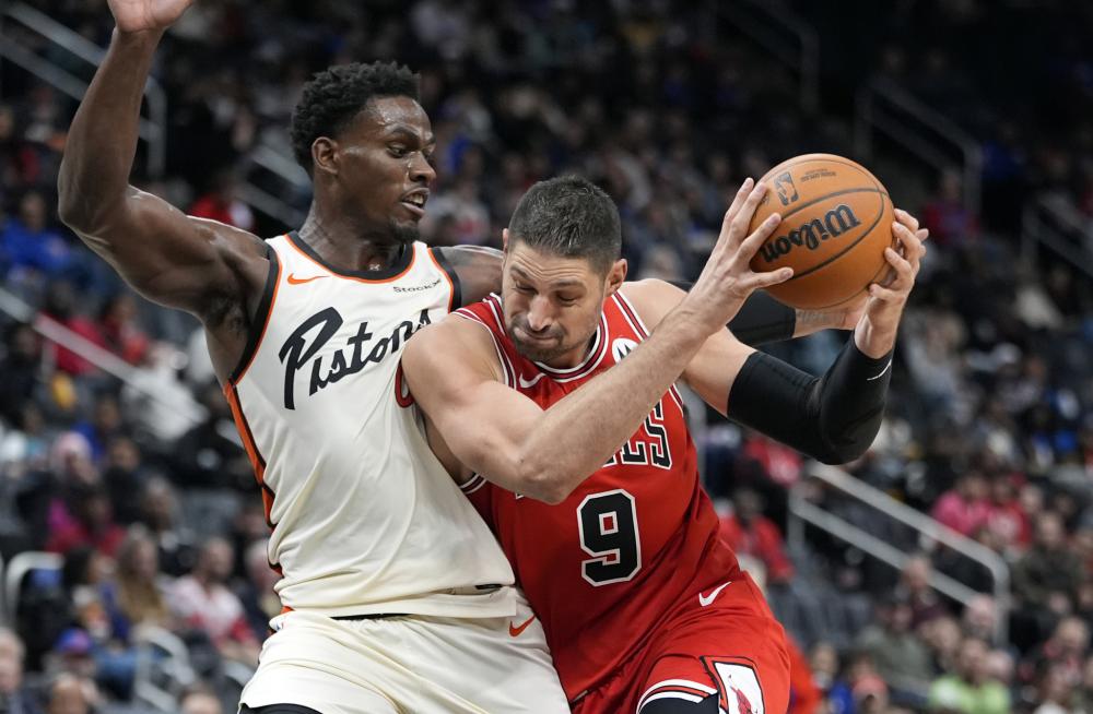 日本队的坚 日本队的坚